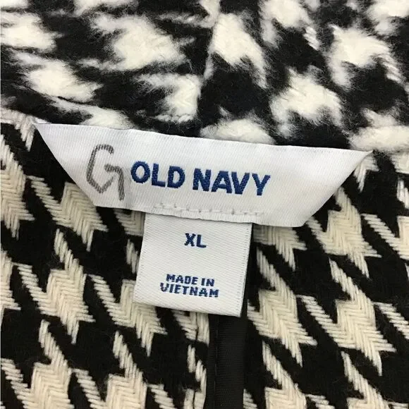 Old Navy Black & Whitee Houndstooth Coat New Size XL